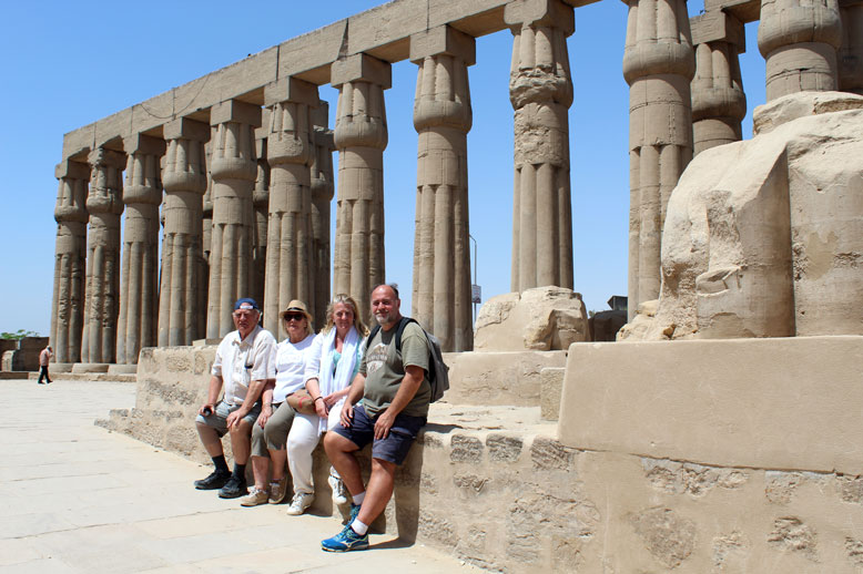 viaje-egipto-visita-templo-luxor