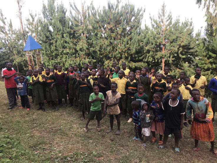 viaje-uganda-orfanato-niños