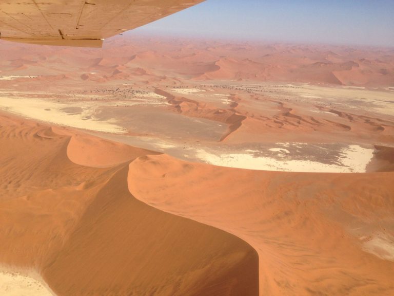 Sobrevuelo en avioneta del desierto de Namibia 112 sobrevuelo-avioneta-desierto-namib