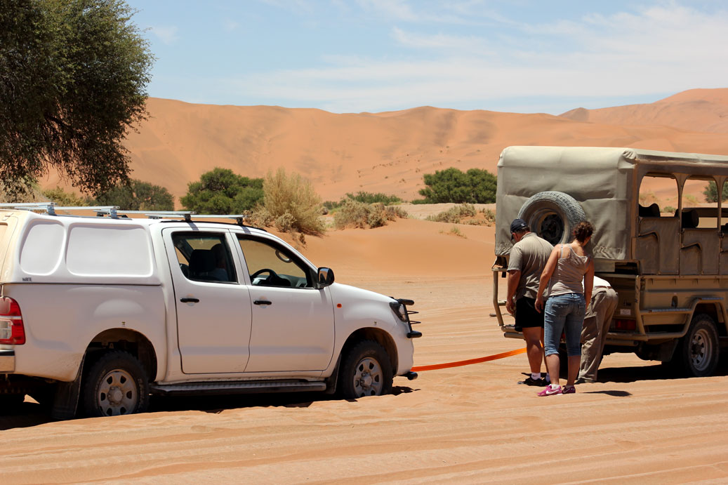 viaje-namibia-desierto-enganchados-arena